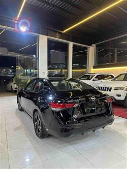 نیسان سێنترا